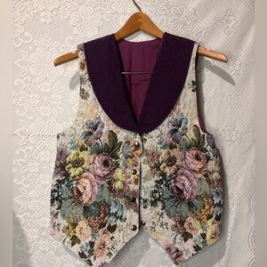 Stunning vintage flower vest